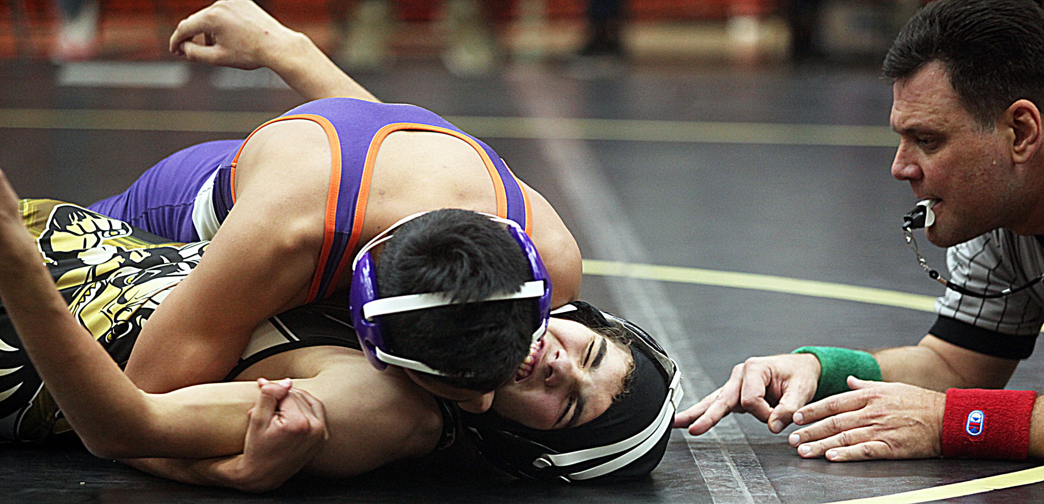 121017_wrestling6.jpg